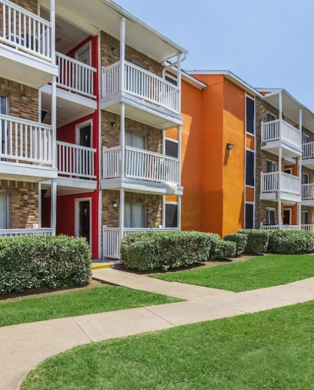 Investors Buy Three More S.A. Apartment Complexes, Adding to Trend